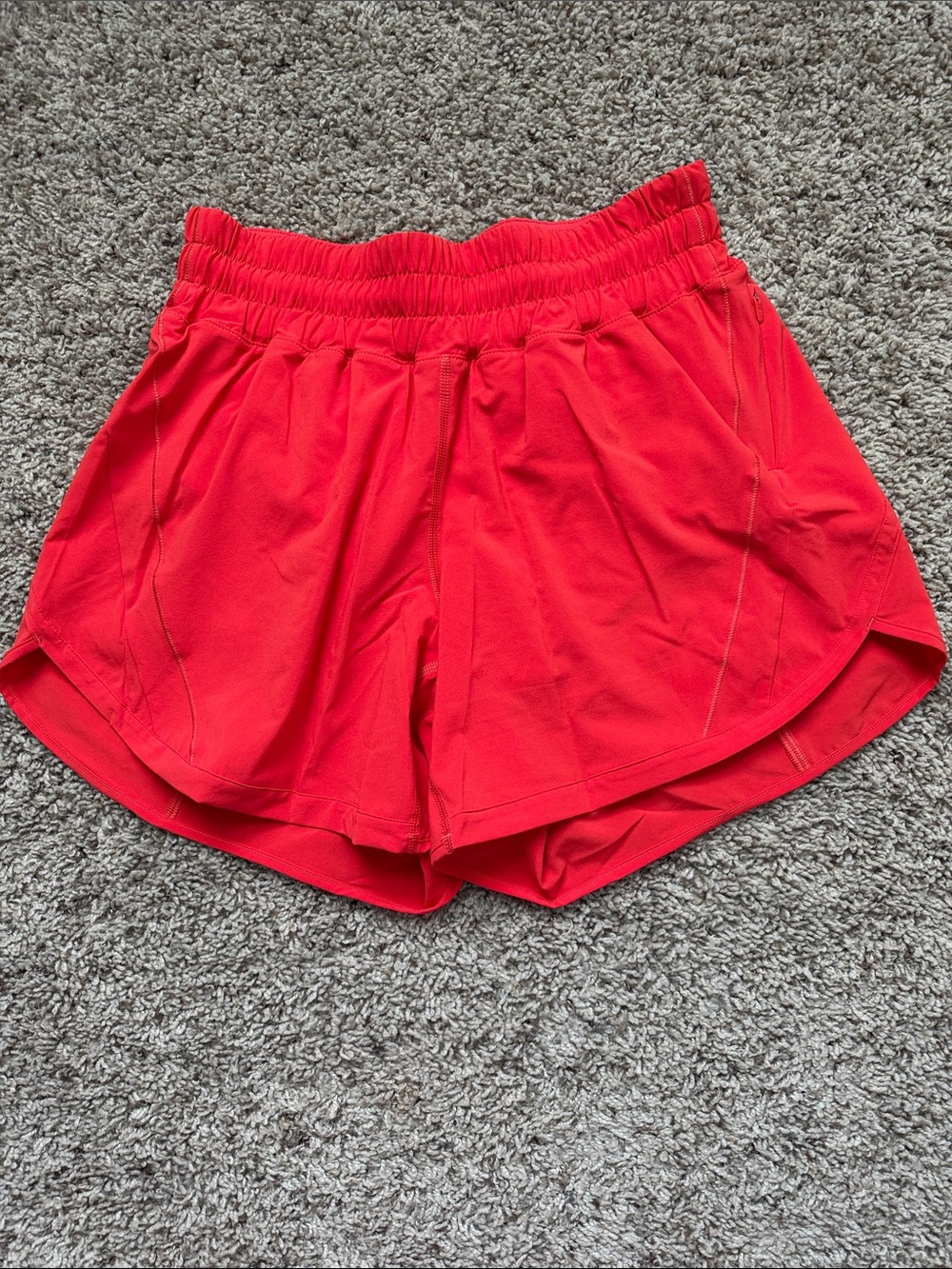 Lululemon Track That 5” shorts size 6